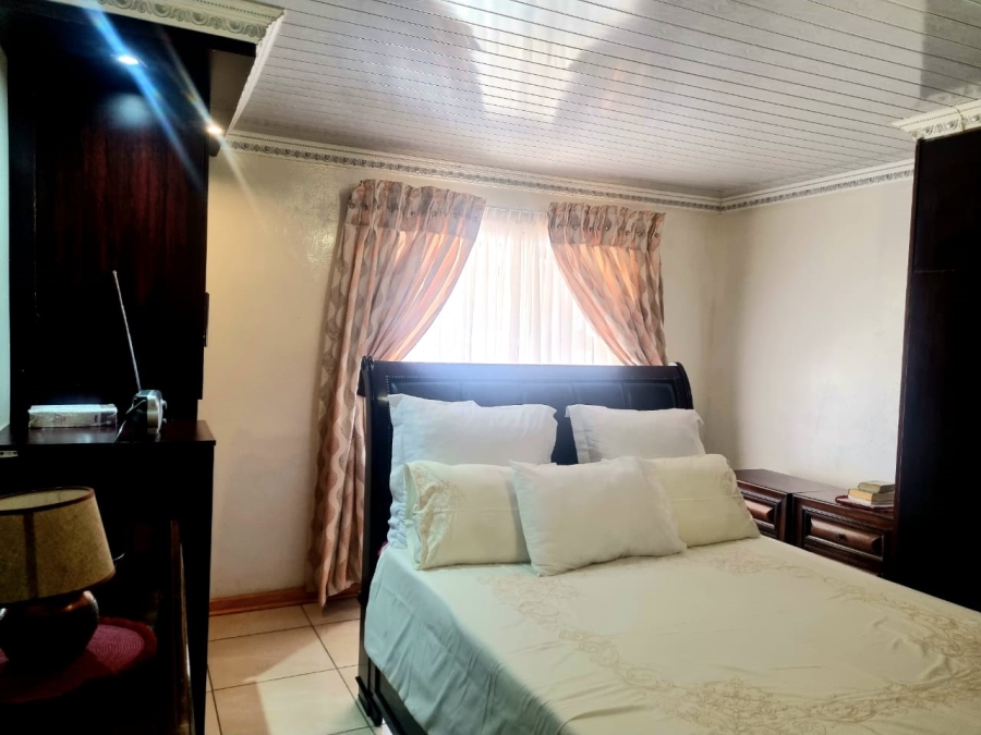 3 Bedroom Property for Sale in Beaconsfield Northern Cape